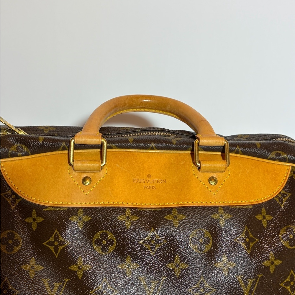 Louis Vuitton Evasion Monogram Travel Bag - Picture 3 of 16